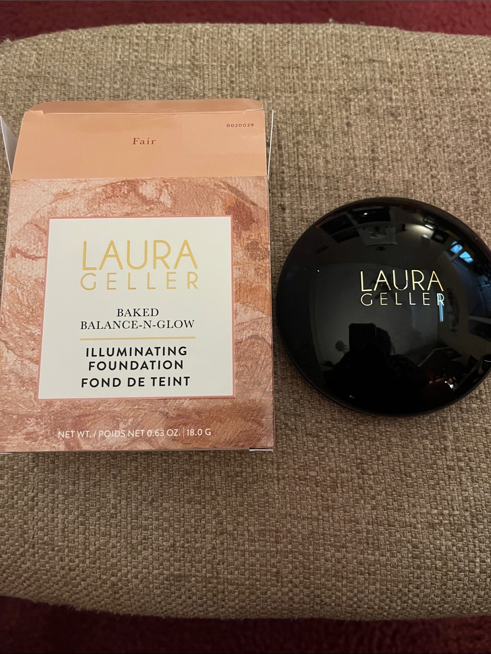 Laura Geller Baked Balance and Glow Illuminator Compact